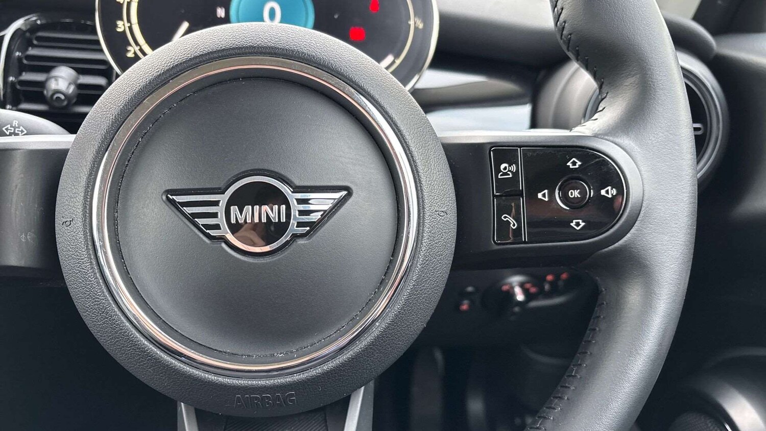 Used MINI Hatch 2022 for sale - 77914129: Photo 23