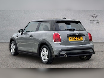 Used MINI Hatch 2022 for sale - 77914129: Photo