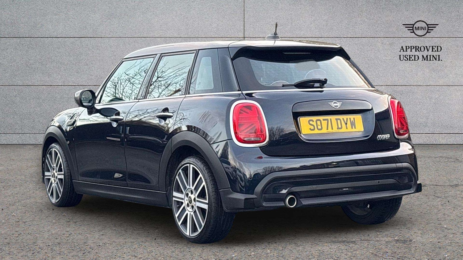 Used MINI Hatch 2021 for sale - 78076728: Photo 2