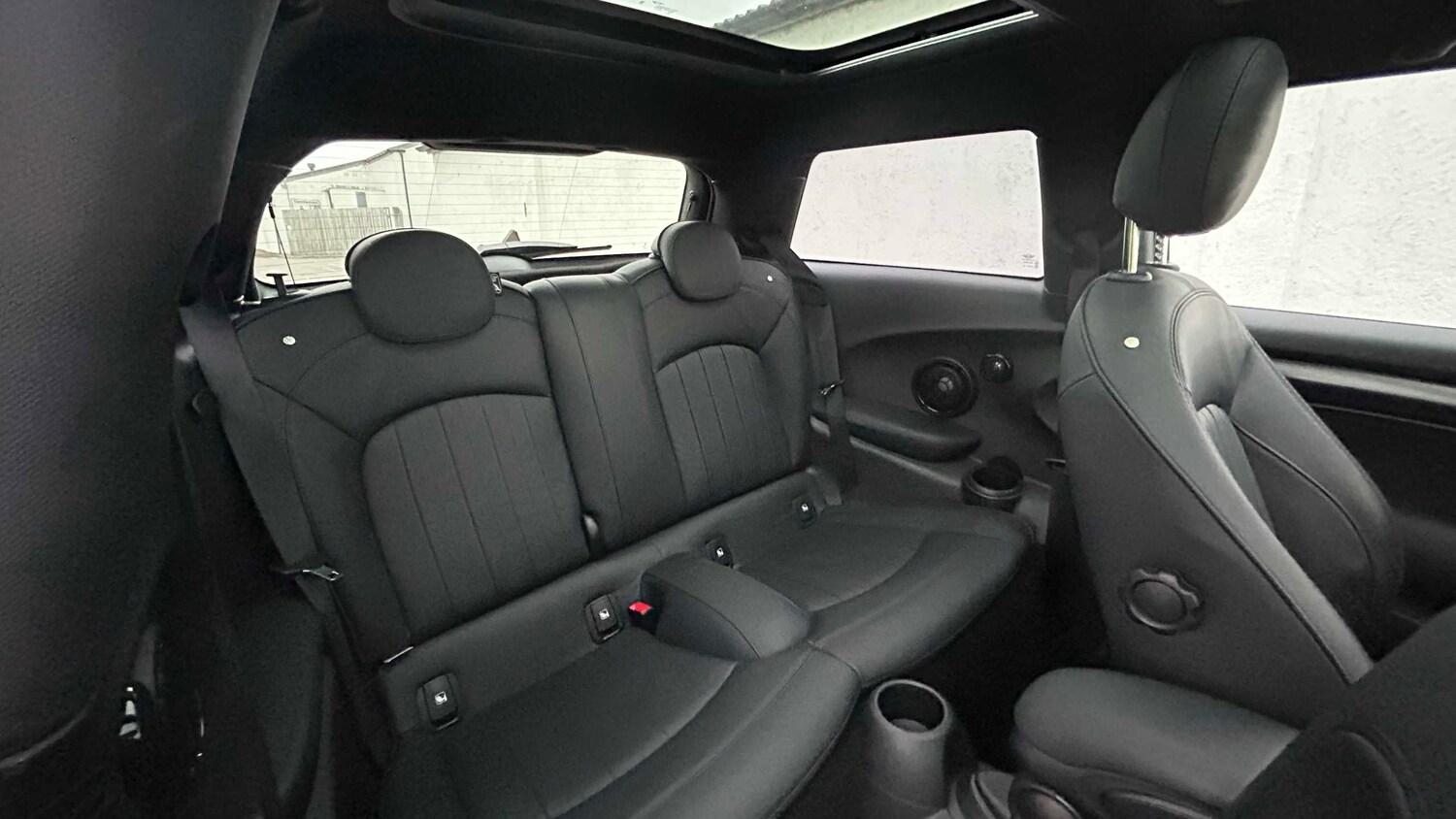 Used MINI Hatch 2022 for sale - 77756696: Photo 13