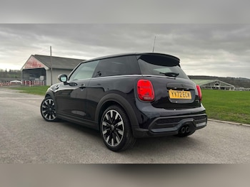 Used MINI Hatch 2022 for sale - 77756696: Photo