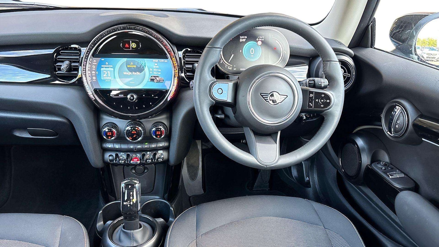 Used MINI Hatch 2023 for sale - 77135044: Photo 7