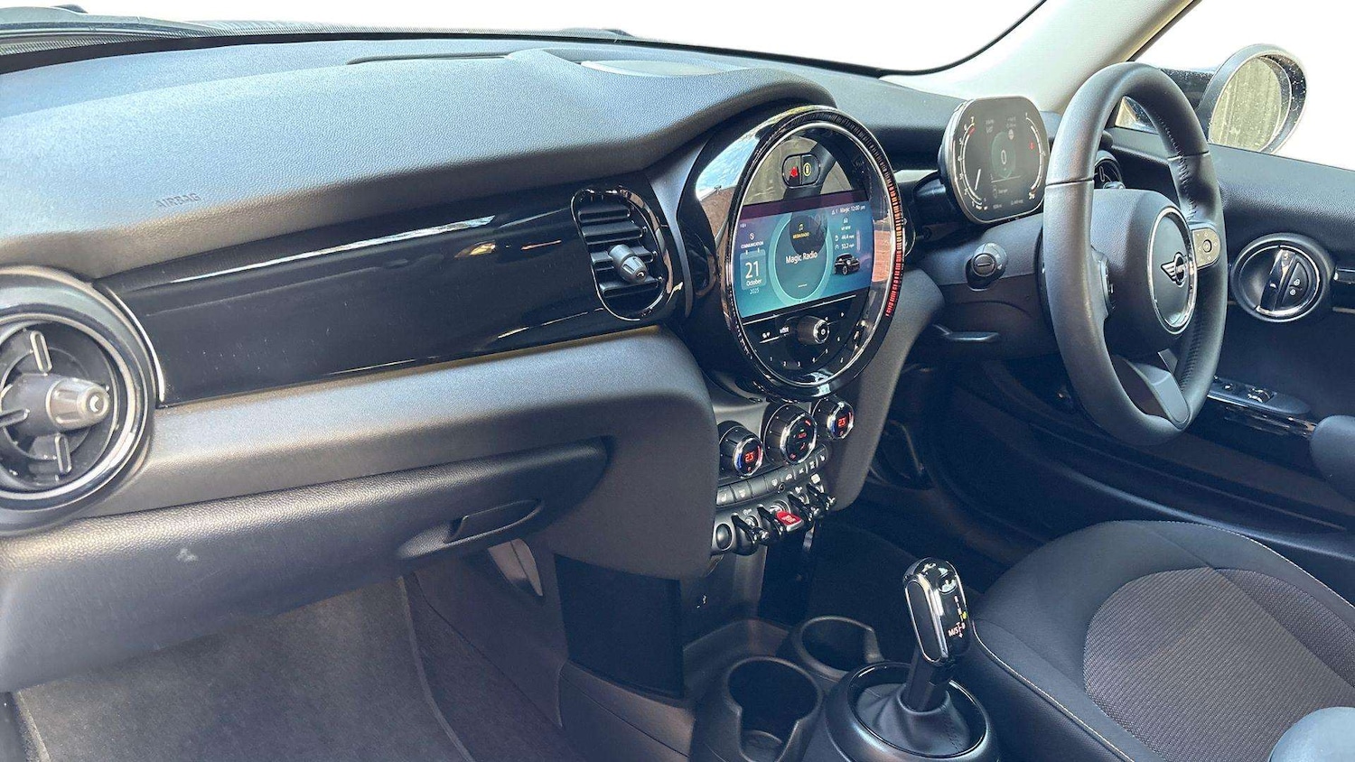 Used MINI Hatch 2023 for sale - 77135044: Photo 9