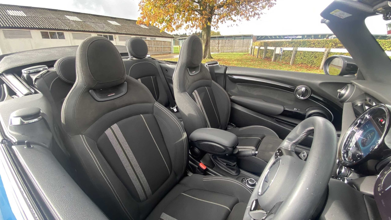 Used MINI Convertible 2023 for sale - 76373788: Photo 24