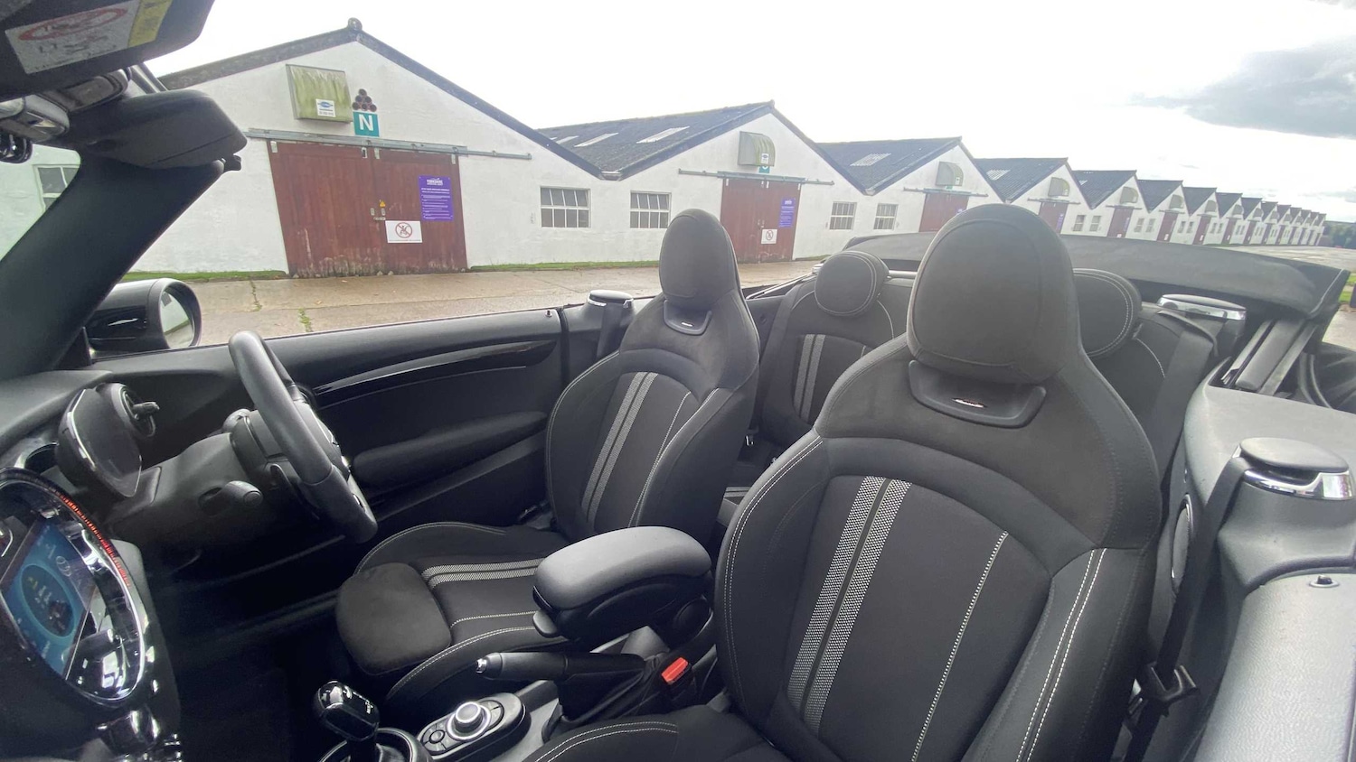 Used MINI Convertible 2023 for sale - 76373788: Photo 30