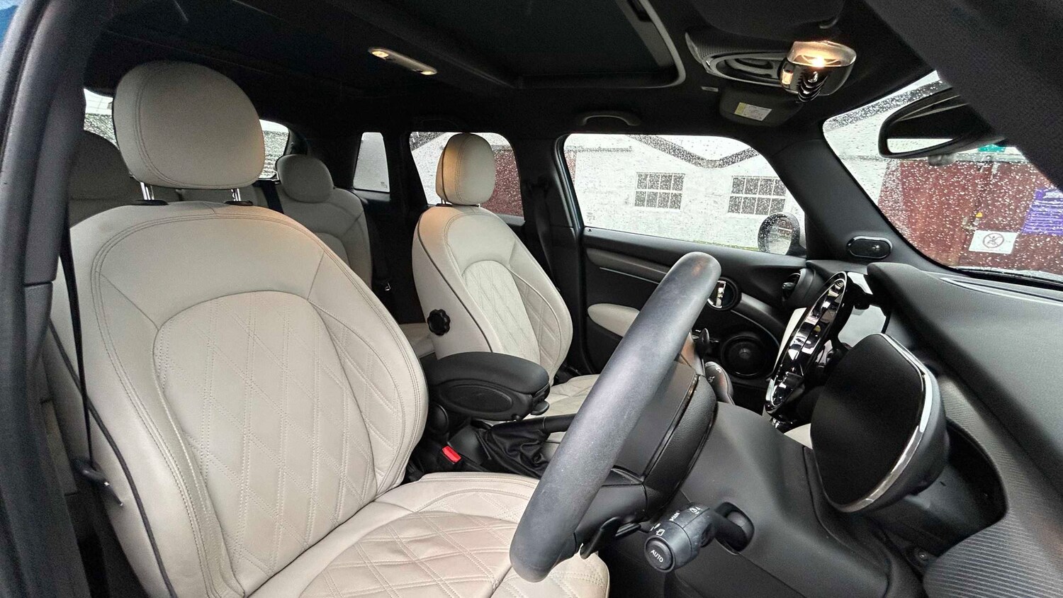 Used MINI Hatch 2023 for sale - 78052107: Photo 13