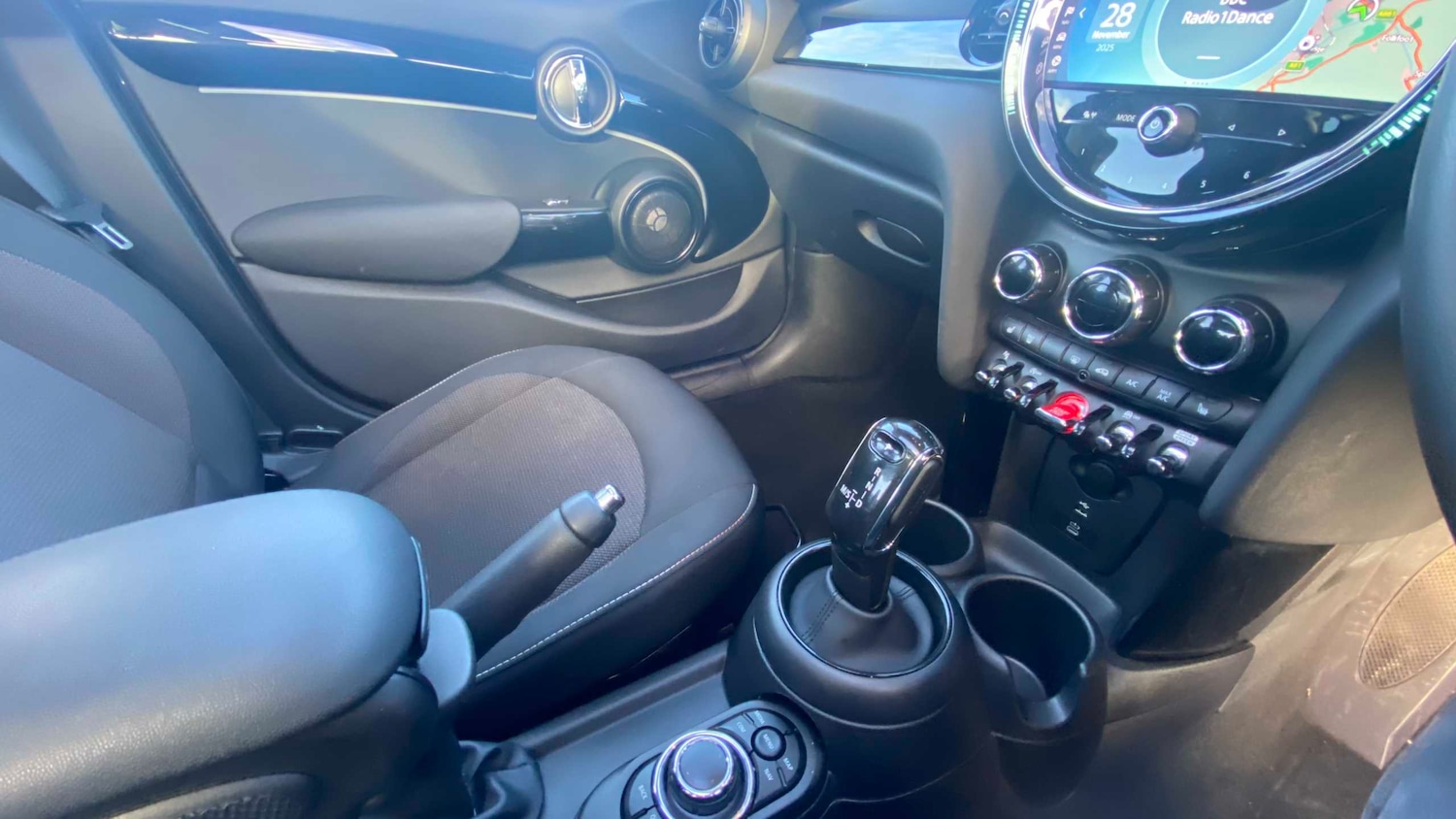 Used MINI Hatch 2022 for sale - 76746196: Photo 25