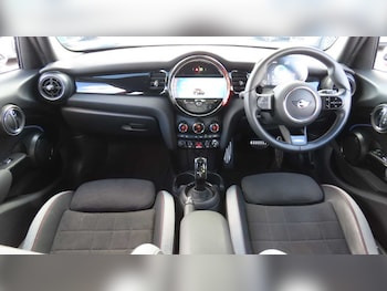 Used MINI Hatch 2023 for sale - 77577183: Photo