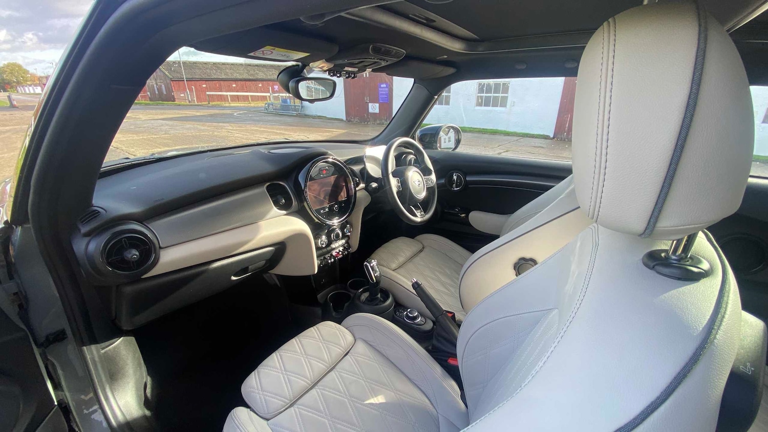 Used MINI Hatch 2021 for sale - 76411208: Photo 25