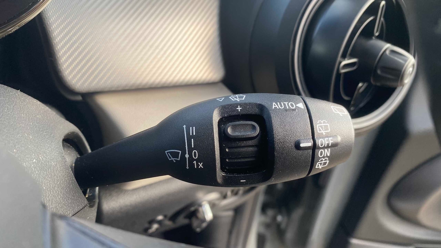 Used MINI Hatch 2021 for sale - 76411208: Photo 31