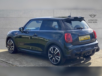 Used MINI Hatch 2022 for sale - 76205145: Photo 4