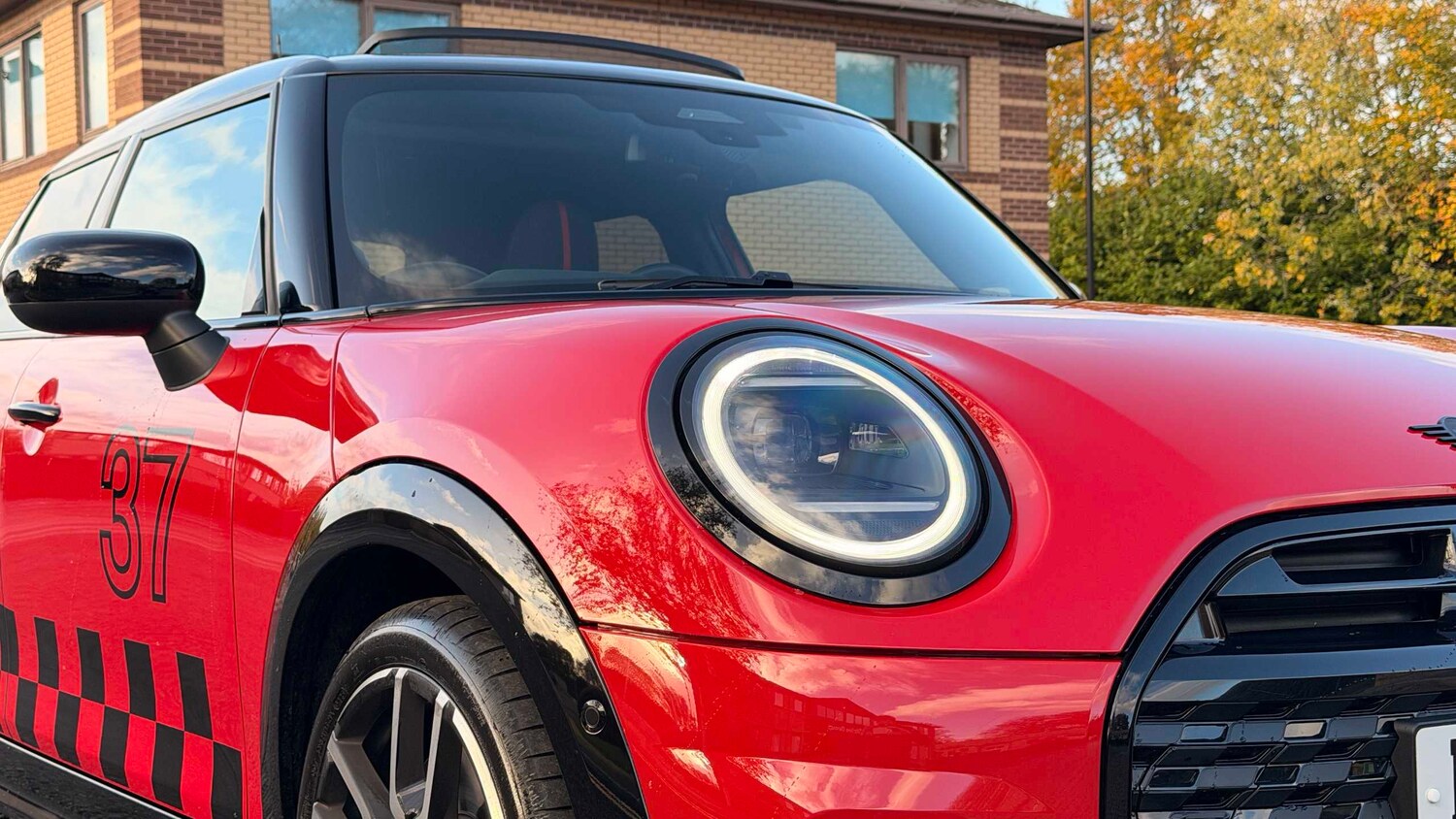 Used MINI Cooper 2025 for sale - 76827504: Photo 5