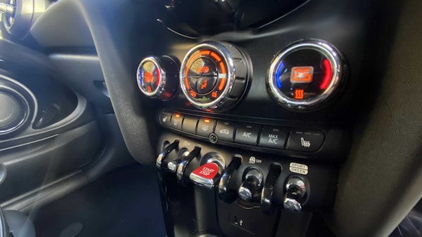 Used MINI Hatch 2023 for sale - 76242446: Photo 30