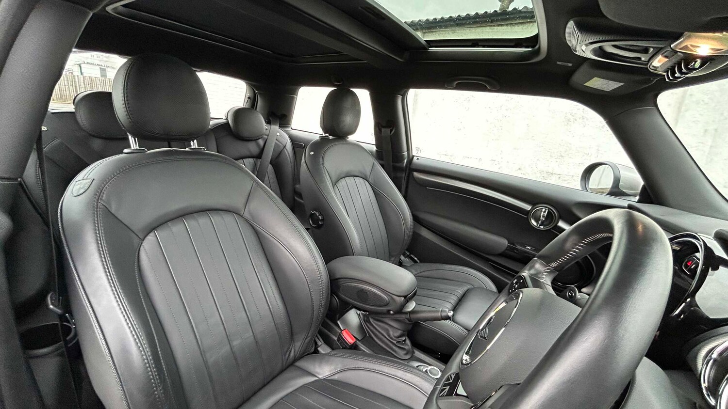 Used MINI Hatch 2022 for sale - 77373660: Photo 13