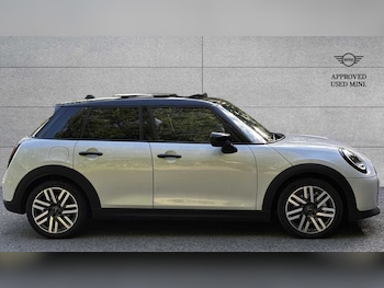 Used MINI Cooper 2025 for sale - 75390571: Photo