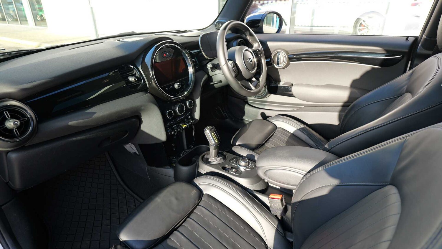 Used MINI Hatch 2023 for sale - 77979431: Photo 7