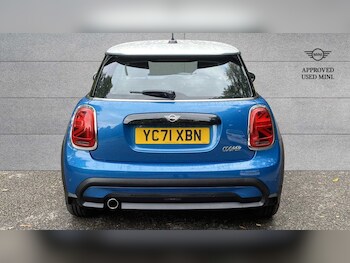 Used MINI Hatch 2021 for sale - 75649345: Photo