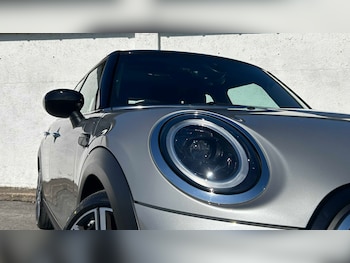 Used MINI Hatch 2023 for sale - 78338055: Photo