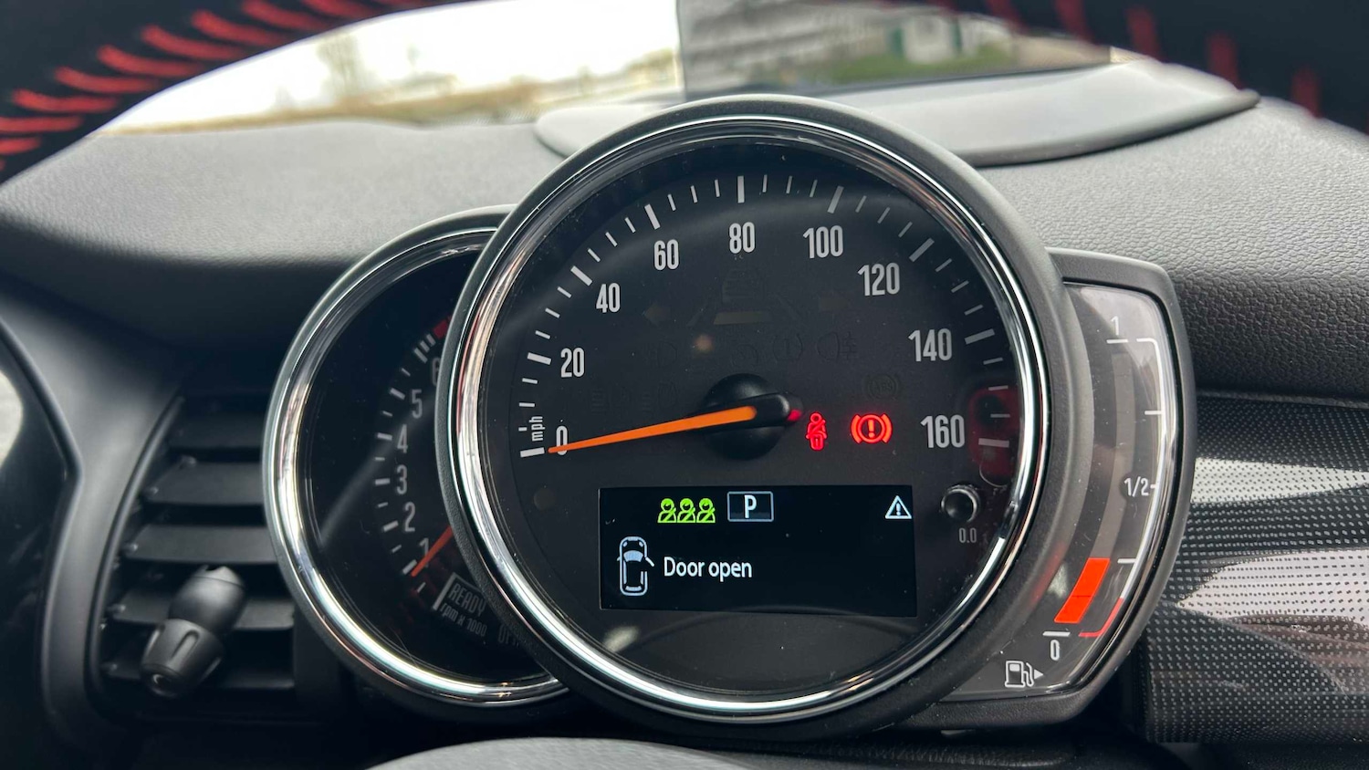 Used MINI Hatch 2018 for sale - 77827449: Photo 32