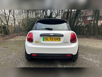Used MINI Hatch 2022 for sale - 77648860: Photo