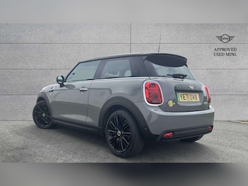 Used MINI Hatch 2021 for sale - 78247810: Photo