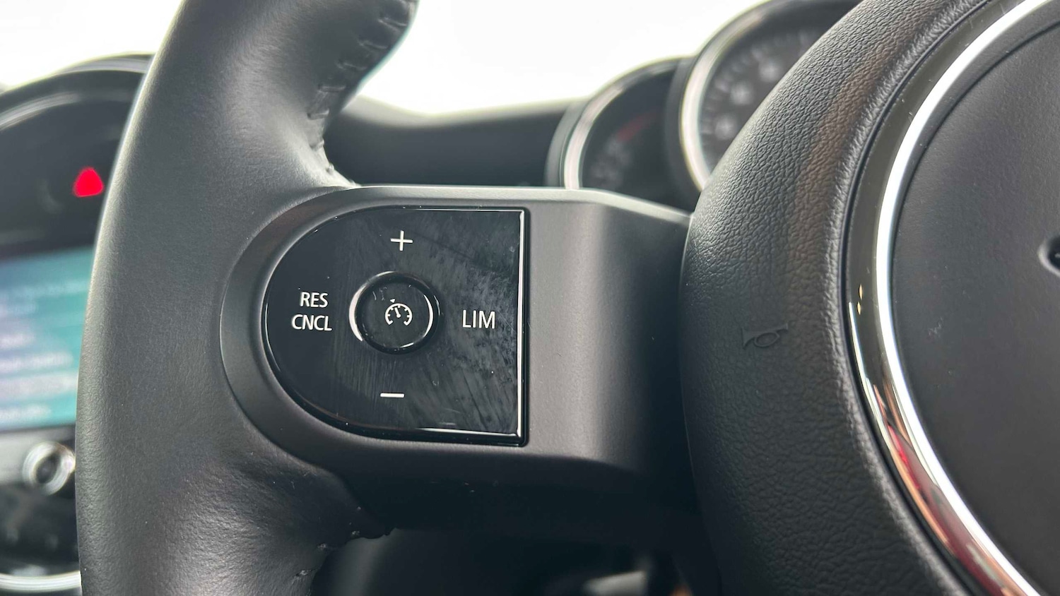 Used MINI Hatch 2022 for sale - 77308359: Photo 27