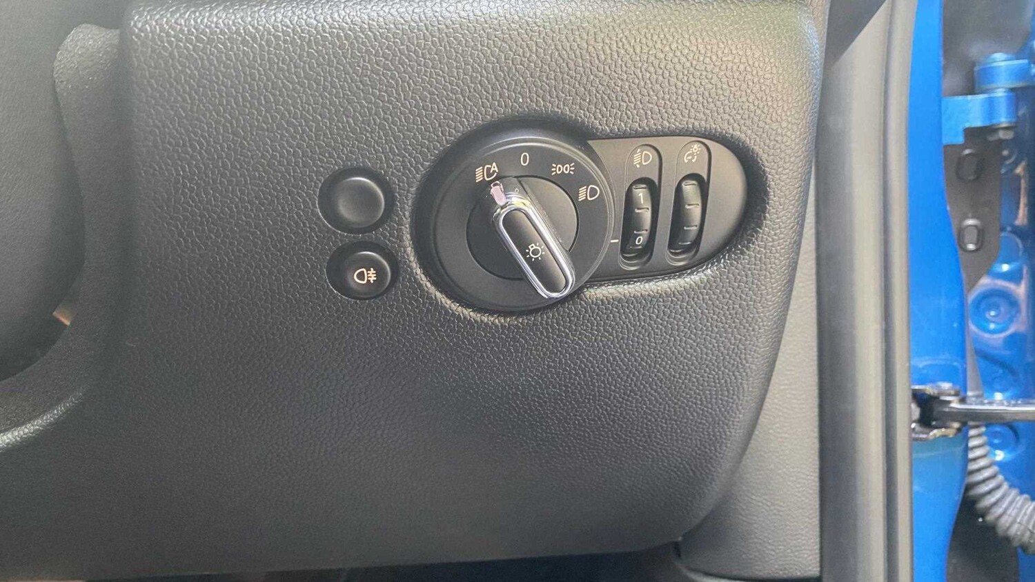 Vehicle 33