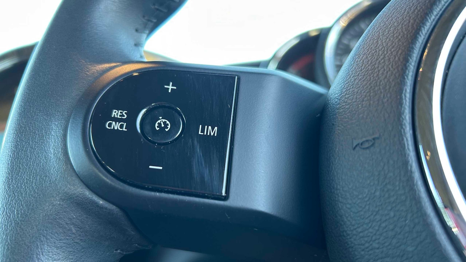 Used MINI Hatch 2022 for sale - 77134859: Photo 31