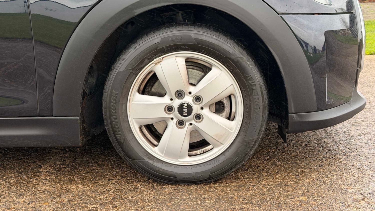 Used MINI Hatch 2023 for sale - 76442460: Photo 9