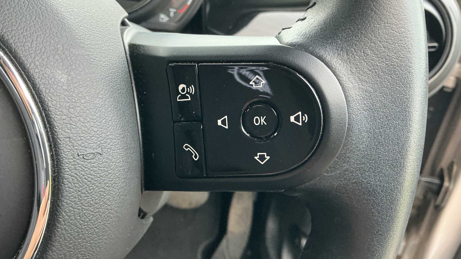 Used MINI Hatch 2022 for sale - 76460436: Photo 25