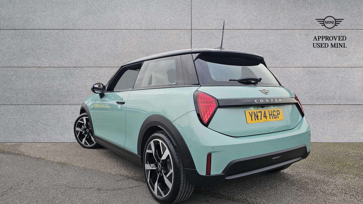 Used MINI Cooper 2024 for sale - 78010034: Photo 2