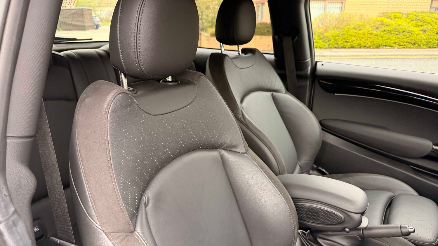 Used MINI Hatch 2022 for sale - 78137530: Photo 12