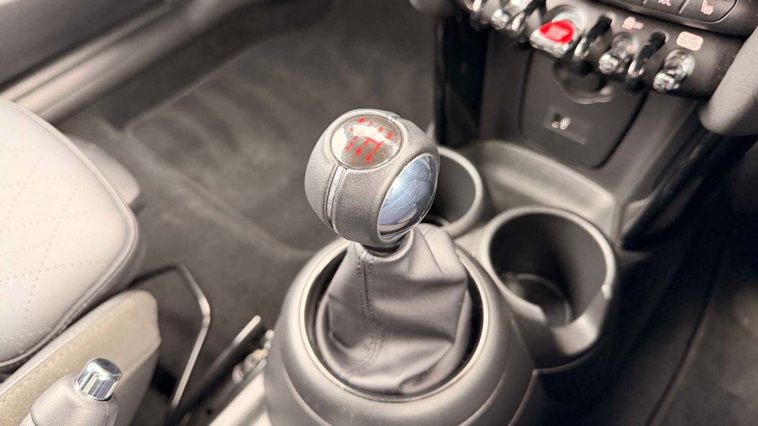 Used MINI Hatch 2022 for sale - 78137530: Photo 31