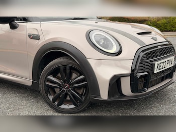 Used MINI Hatch 2022 for sale - 78137530: Photo