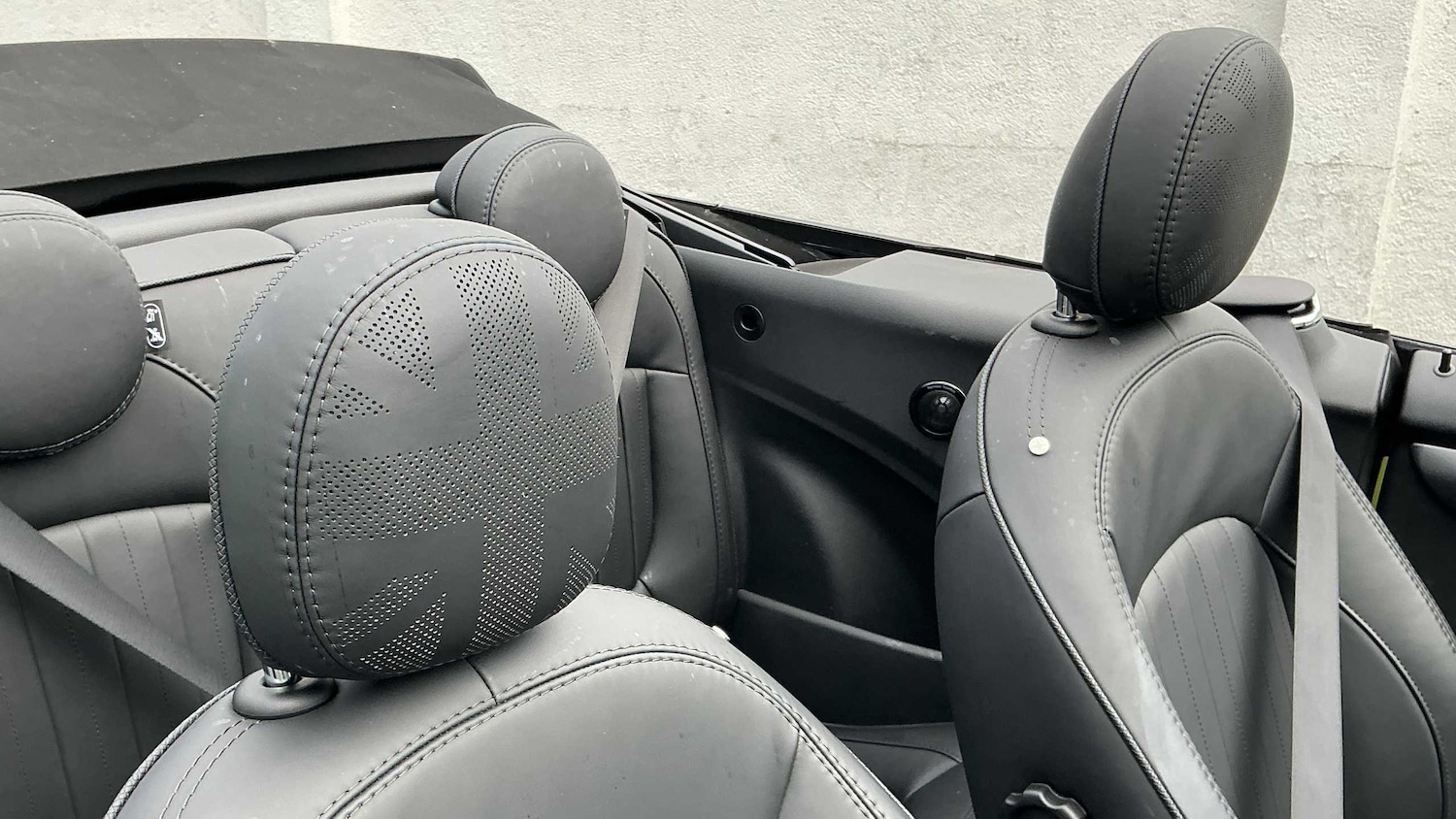 Used MINI Convertible 2022 for sale - 76442454: Photo 13