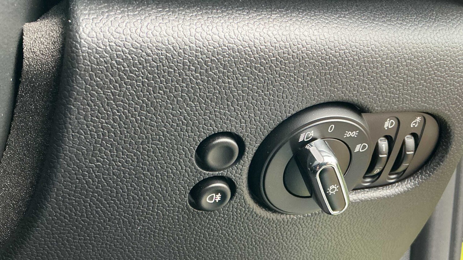 Used MINI Convertible 2022 for sale - 76442454: Photo 18