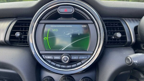 Used MINI Convertible 2020 for sale - 75260075: Photo 28