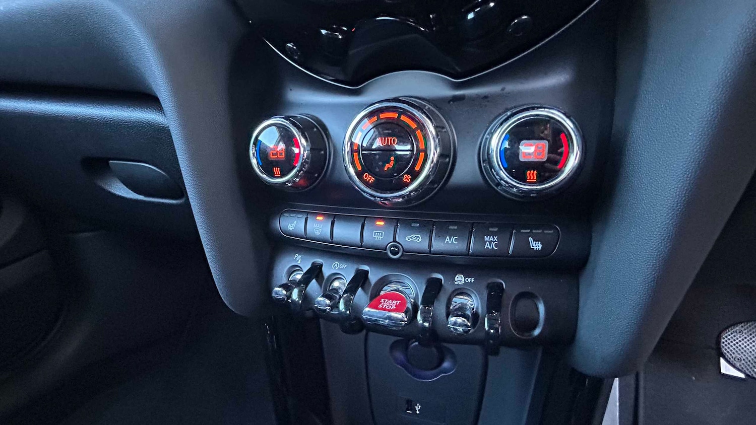 Used MINI Hatch 2019 for sale - 77112321: Photo 30