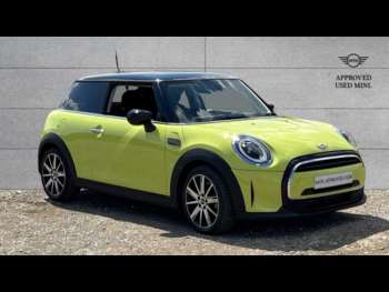 2022 - 1.5 Cooper Classic 3dr [Comfort Pack]