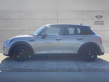 Used MINI Hatch 2022 for sale - 76045277: Photo