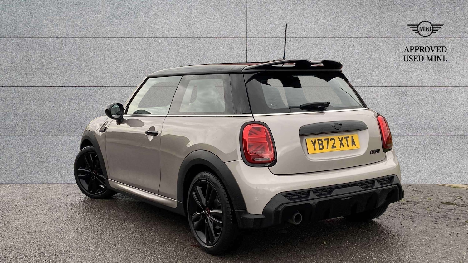 Used MINI Hatch 2023 for sale - 77076675: Photo 4