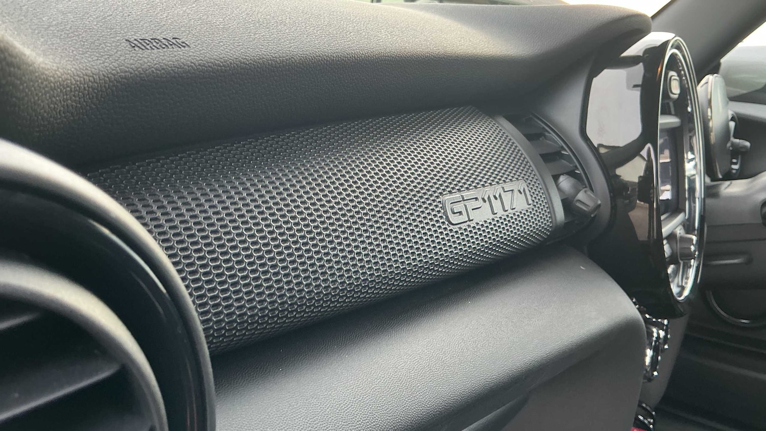 Used MINI Hatch 2020 for sale - 76732325: Photo 21