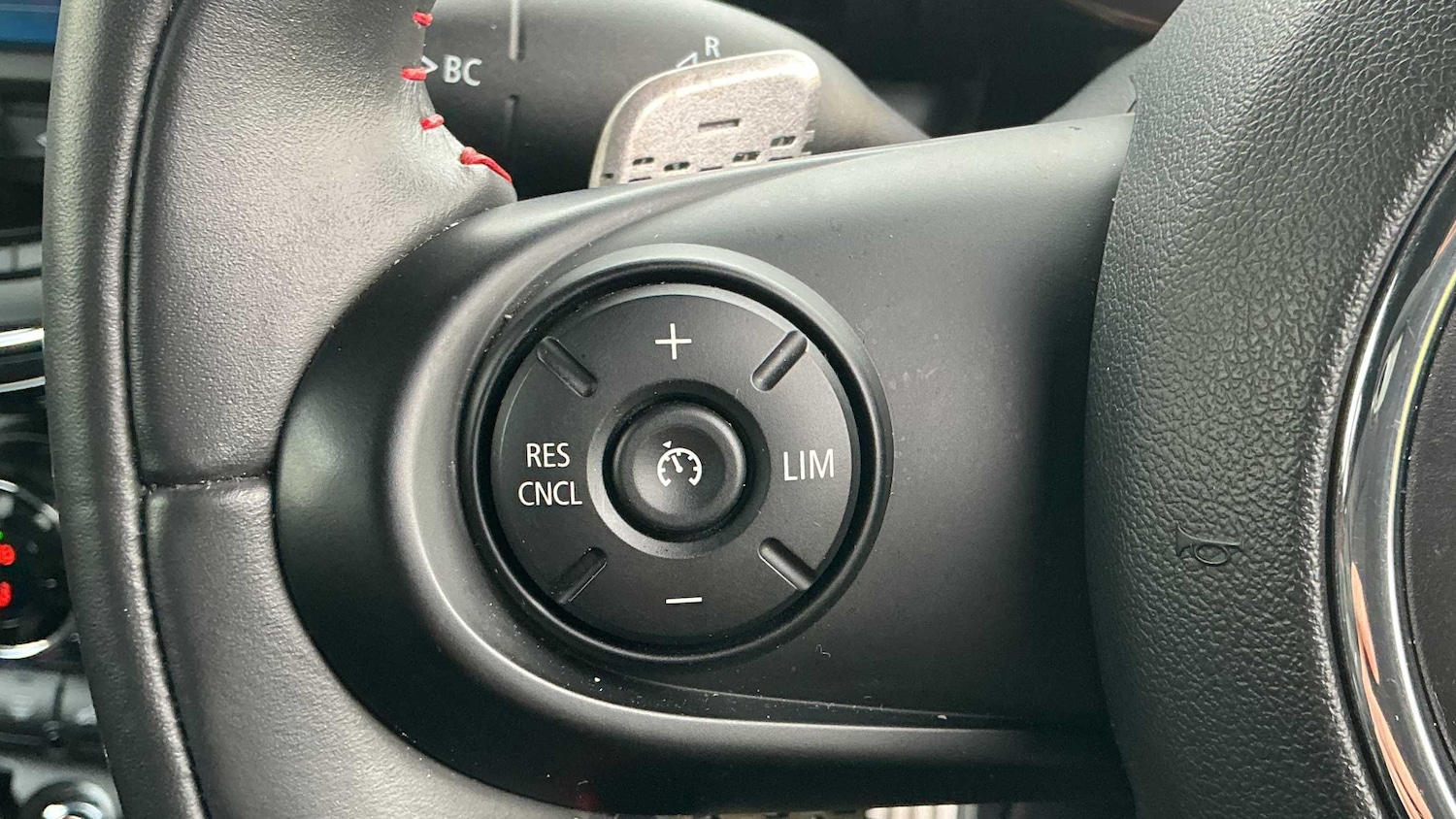 Used MINI Hatch 2020 for sale - 76732325: Photo 24