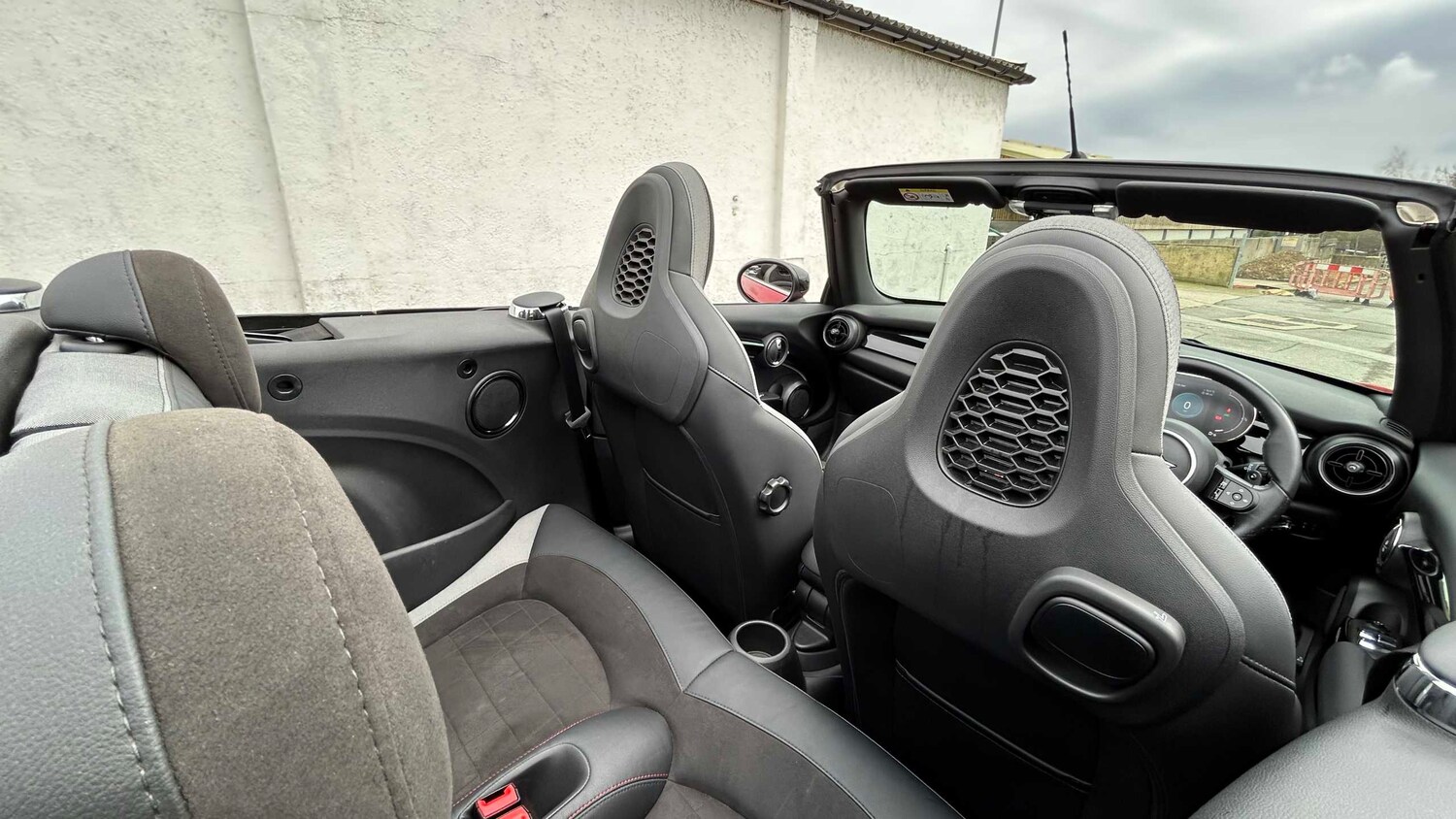 Used MINI Convertible 2022 for sale - 77698773: Photo 18