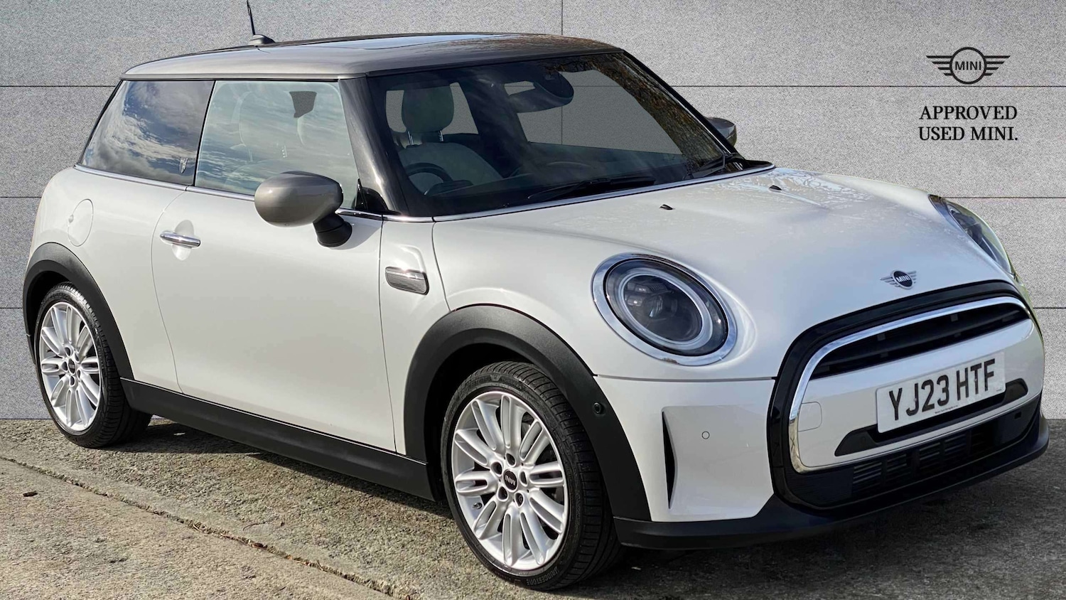 Used MINI Hatch 2024 for sale - 76390588: Photo 1