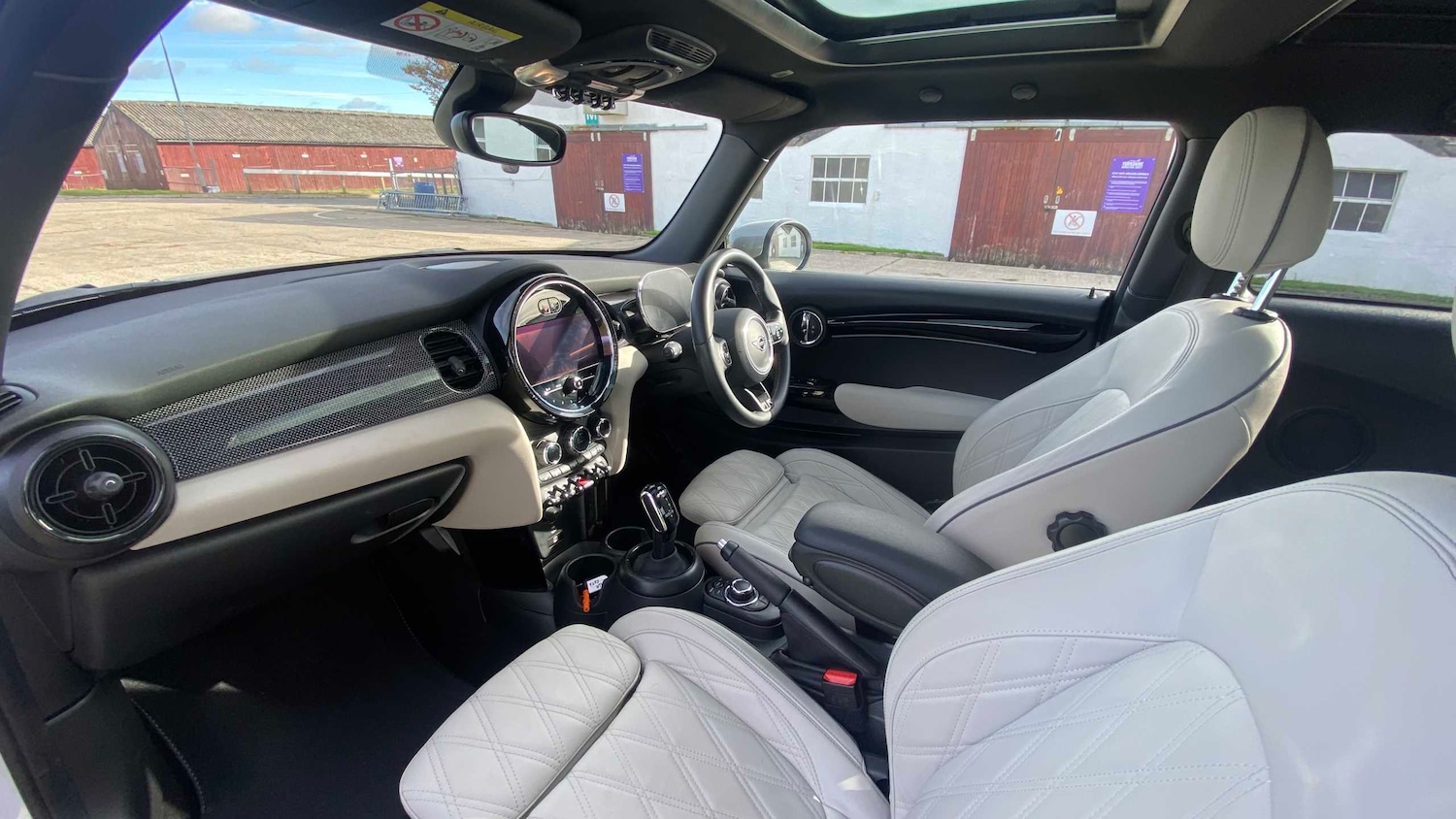 Used MINI Hatch 2024 for sale - 76390588: Photo 22