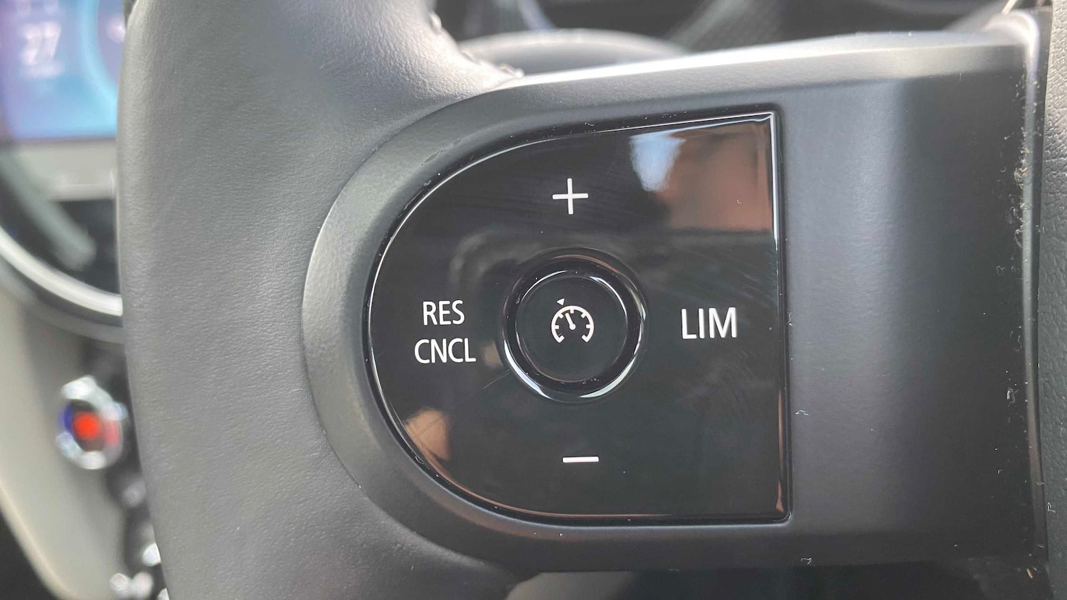 Used MINI Hatch 2024 for sale - 76390588: Photo 27