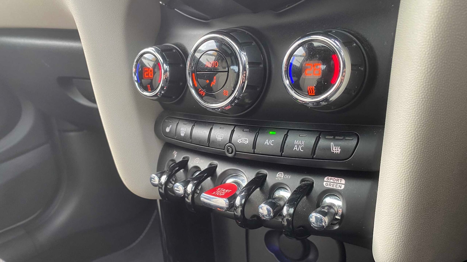 Used MINI Hatch 2024 for sale - 76390588: Photo 33