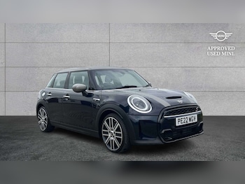 Used MINI Hatch 2022 for sale - 78651200: Photo