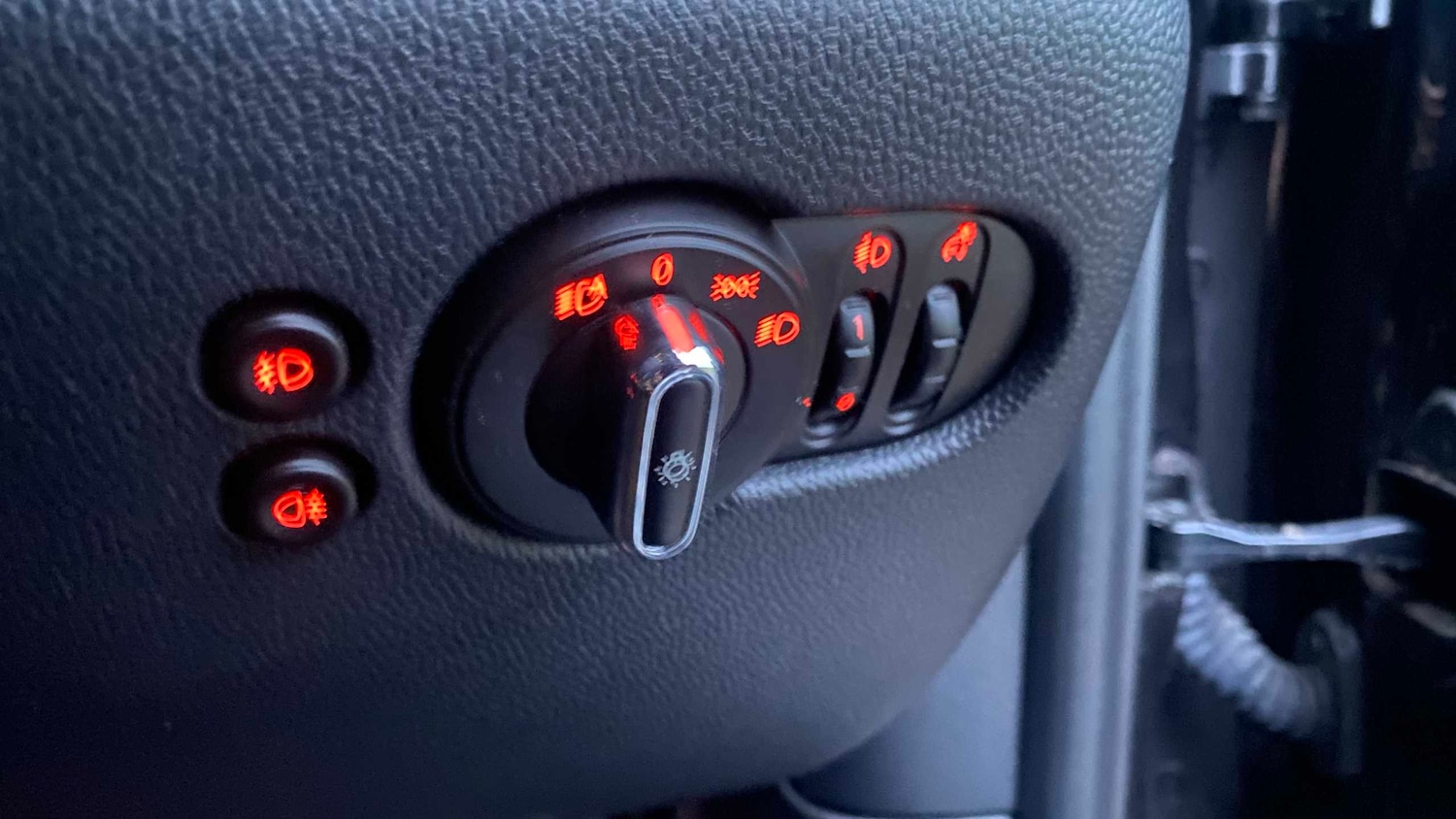 Used MINI Hatch 2019 for sale - 76774148: Photo 19